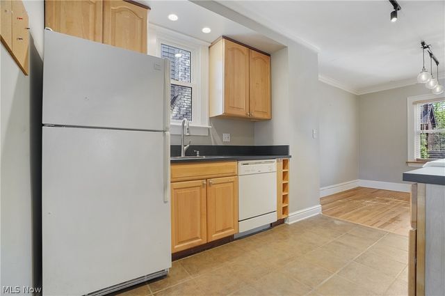 1620 Maple Road, Cleveland Heights, OH 44121