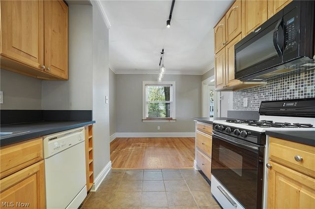 1620 Maple Road, Cleveland Heights, OH 44121