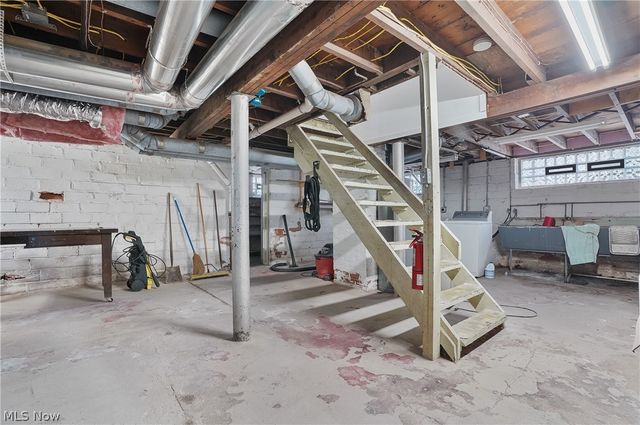 1620 Maple Road, Cleveland Heights, OH 44121