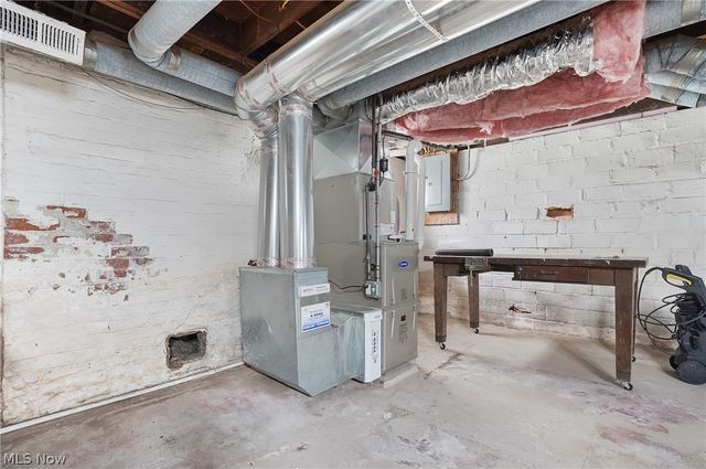 1620 Maple Road, Cleveland Heights, OH 44121