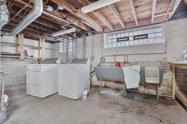 1620 Maple Road, Cleveland Heights, OH 44121