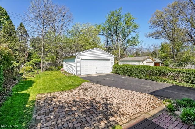 1620 Maple Road, Cleveland Heights, OH 44121