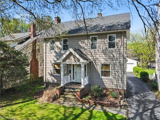 1620 Maple Road, Cleveland Heights, OH 44121