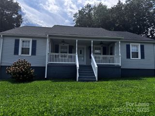 2420 Kannapolis Highway, Concord, NC 28027