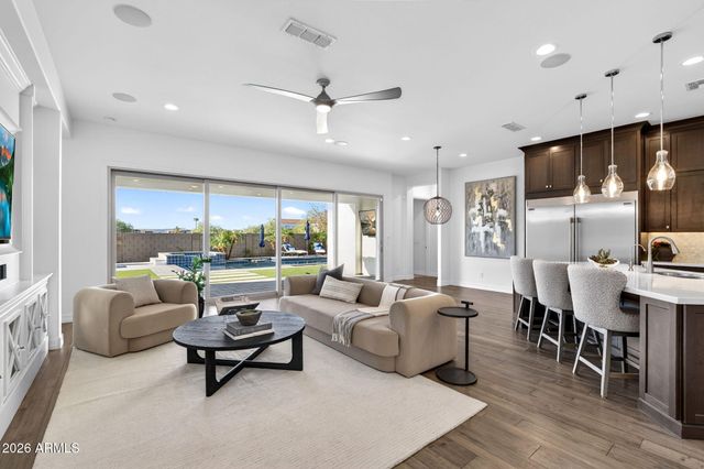 1880 E ASTER Place, Chandler, AZ 85286
