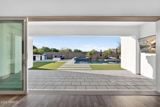 1880 E ASTER Place, Chandler, AZ 85286