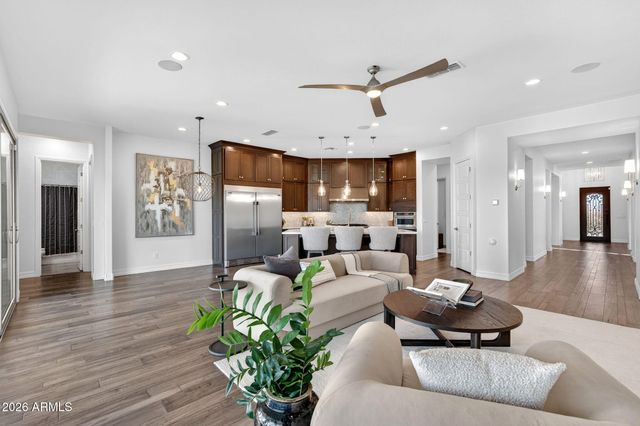 1880 E ASTER Place, Chandler, AZ 85286