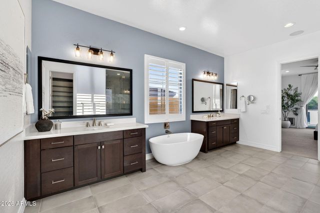 1880 E ASTER Place, Chandler, AZ 85286