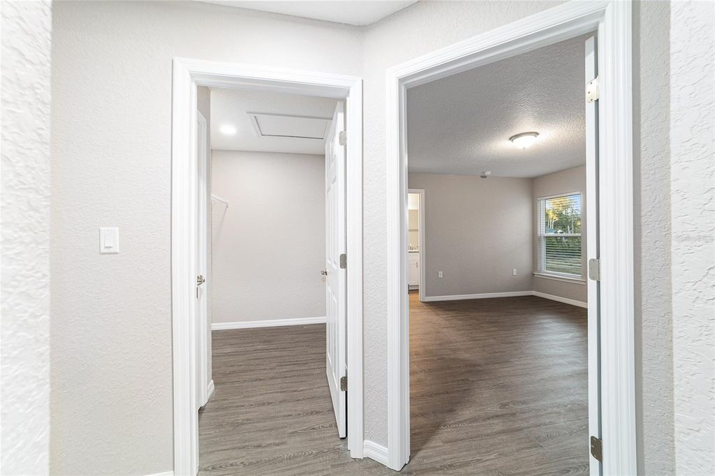 Image 22 of property listing at 14317 SE 27TH COURT, Summerfield, FL 34491