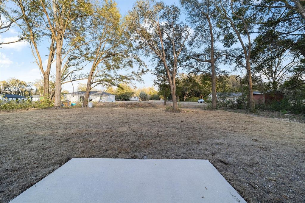 Image 39 of property listing at 14317 SE 27TH COURT, Summerfield, FL 34491