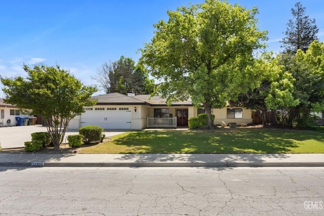 13305 Frenchglen Avenue, Bakersfield, CA 93314