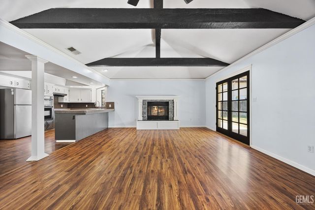 13305 Frenchglen Avenue, Bakersfield, CA 93314