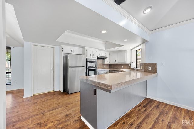 13305 Frenchglen Avenue, Bakersfield, CA 93314