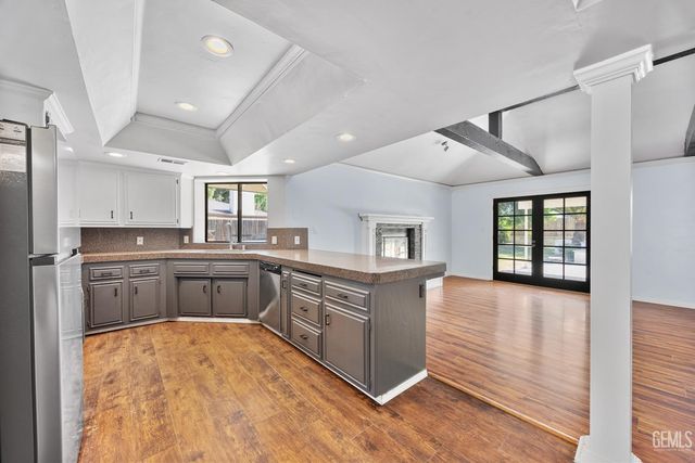 13305 Frenchglen Avenue, Bakersfield, CA 93314