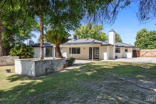 13305 Frenchglen Avenue, Bakersfield, CA 93314