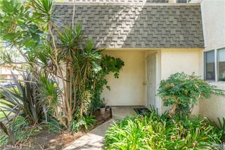 19036 Kittridge Street 1, Reseda, CA 91335