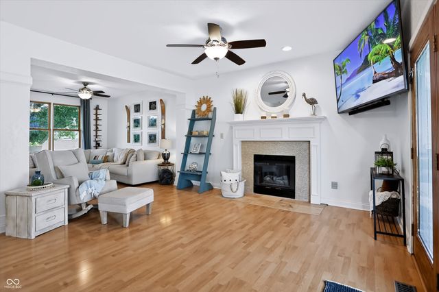 1020 Sunset Bay, Cicero, IN 46034