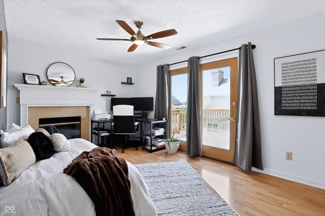 1020 Sunset Bay, Cicero, IN 46034