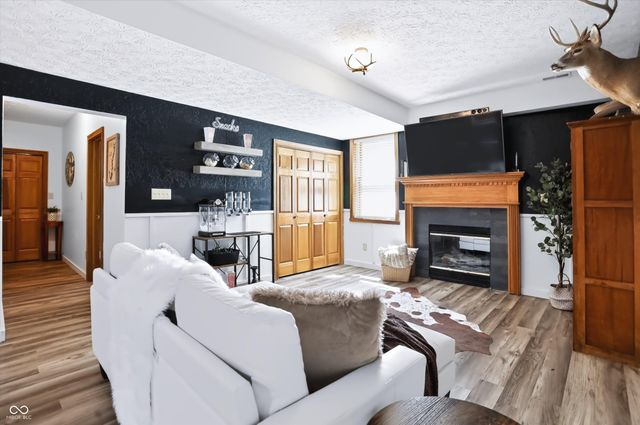 1020 Sunset Bay, Cicero, IN 46034