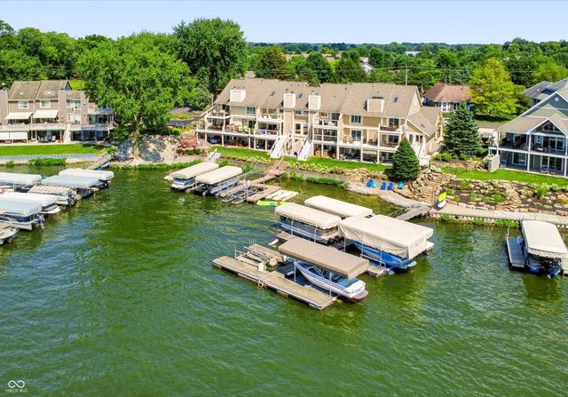 1020 Sunset Bay, Cicero, IN 46034