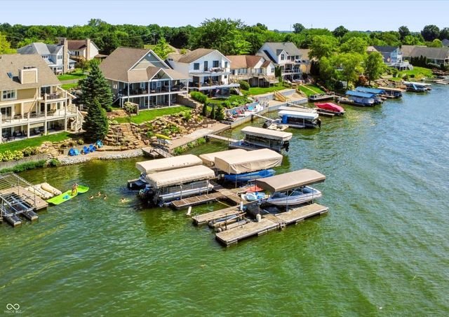 1020 Sunset Bay, Cicero, IN 46034