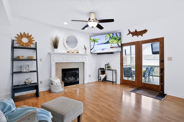 1020 Sunset Bay, Cicero, IN 46034