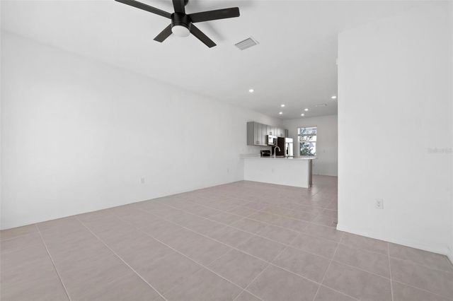 8565 DAYBREAK STREET, Sarasota, FL 34241