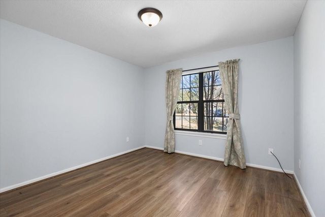 5815 Weisinger Drive, Magnolia, TX 77354