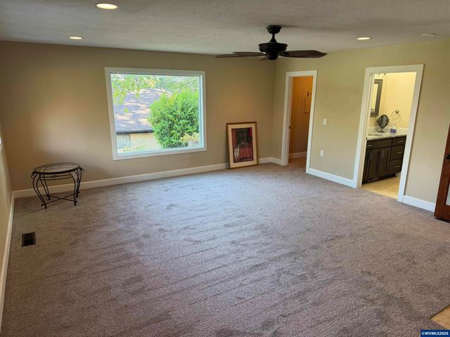 1001 Murlark Av NW, Salem, OR 97304