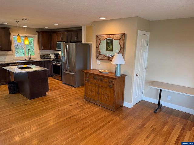 1001 Murlark Av NW, Salem, OR 97304