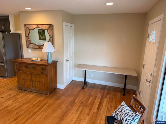 1001 Murlark Av NW, Salem, OR 97304