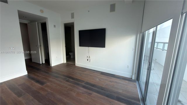 3250 NE 188th Street 204, Aventura, FL 33180