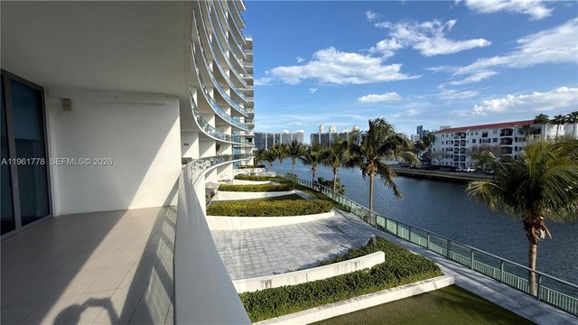 3250 NE 188th Street 204, Aventura, FL 33180