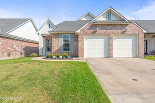 231 Whispering Meadows Road, Broussard, LA 70518