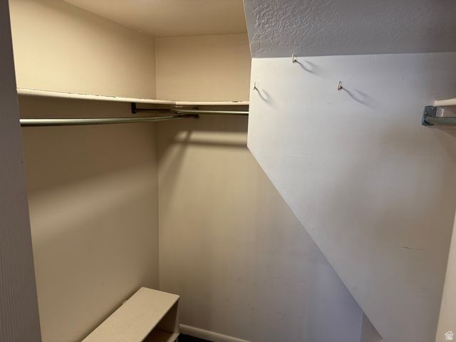 7640 S QUAIL SPRINGS CIR, Midvale, UT 84047