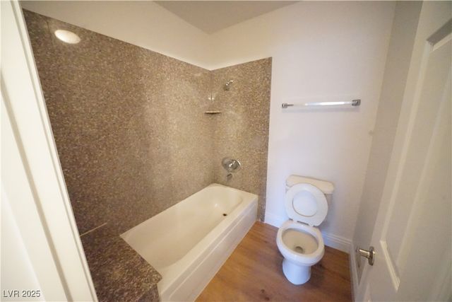 2606 South Durango Drive 165, Las Vegas, NV 89117