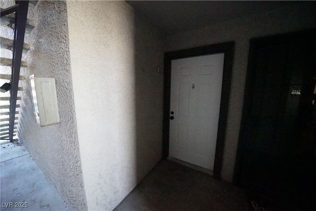 2606 South Durango Drive 165, Las Vegas, NV 89117