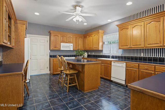 112 St Andrews, Hattiesburg, MS 39401