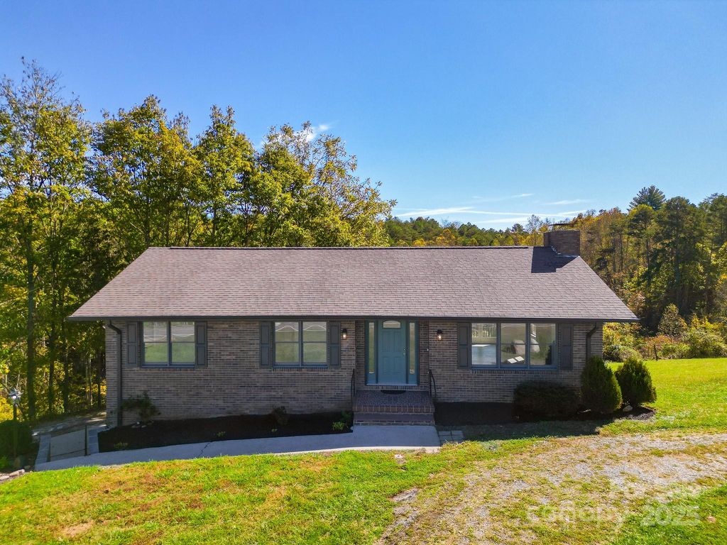 1248 Jenkins Valley Road, Alexander, NC 28701