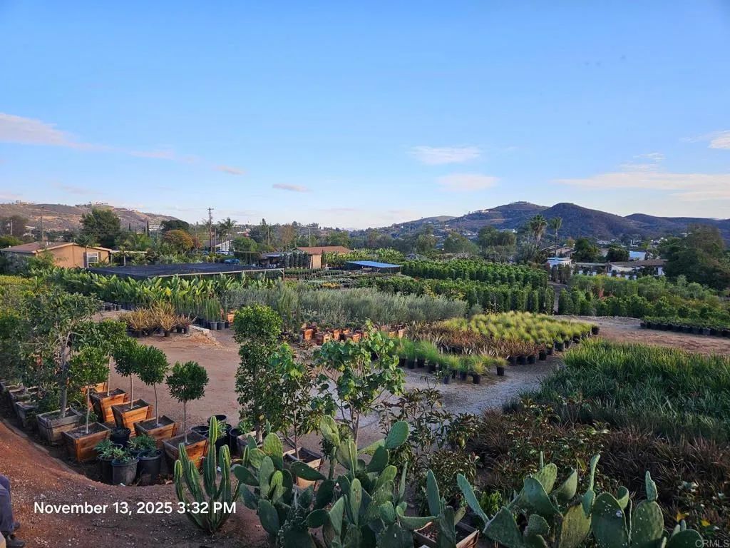 717 Ora Avo, Vista, CA 92084