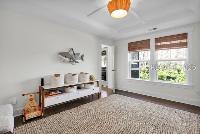 17 Old Stoney Ln, Hilton Head Island, SC 29926