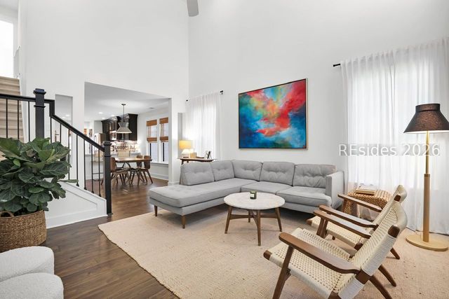 17 Old Stoney Ln, Hilton Head Island, SC 29926