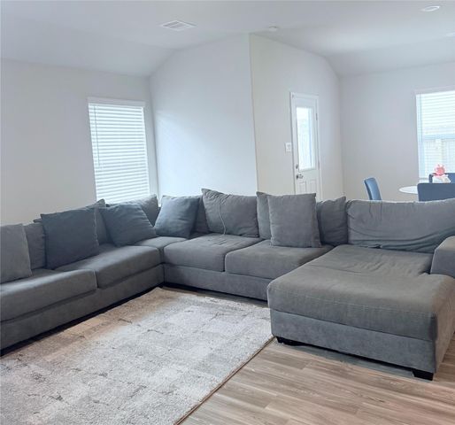 811 Brookside Drive, Dayton, TX 77535