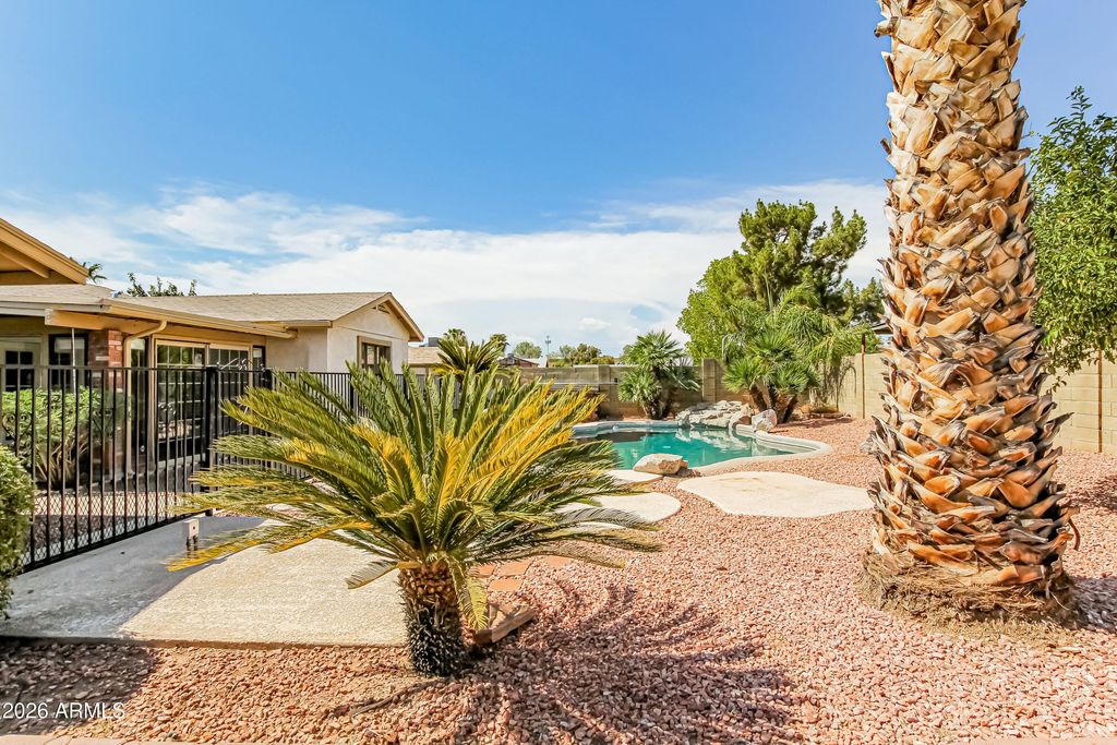 16441 N 62ND Avenue, Glendale, AZ 85306 — photo 2