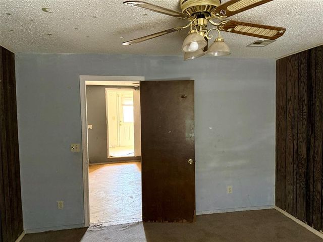 19910 Gordon Cooper Drive, Tecumseh, OK 74873