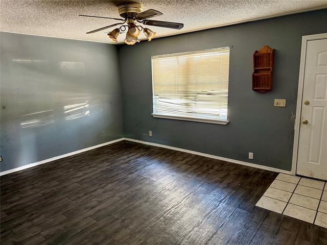 19910 Gordon Cooper Drive, Tecumseh, OK 74873