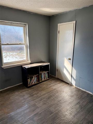 19910 Gordon Cooper Drive, Tecumseh, OK 74873