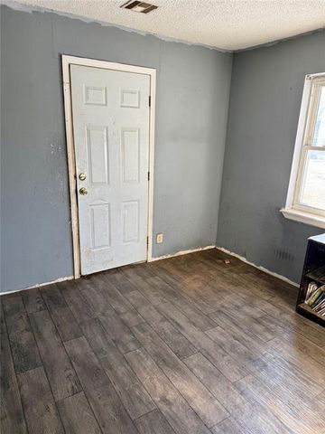 19910 Gordon Cooper Drive, Tecumseh, OK 74873