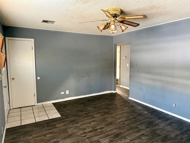 19910 Gordon Cooper Drive, Tecumseh, OK 74873