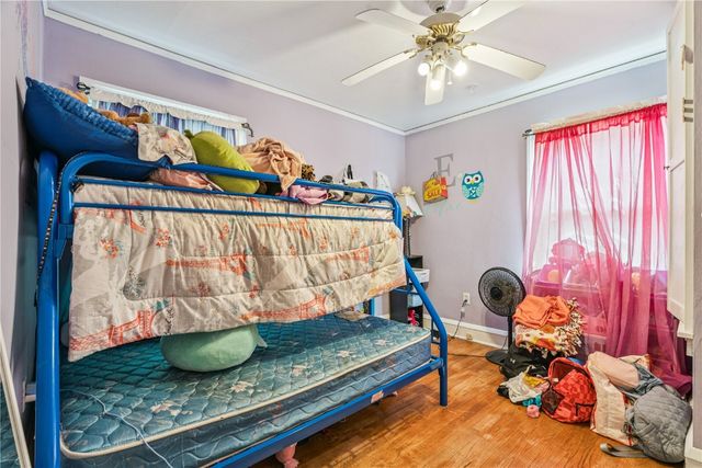 1073 G Avenue NW, Cedar Rapids, IA 52405